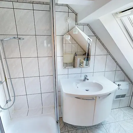 Haan-ferienwohnung Фермерский дом